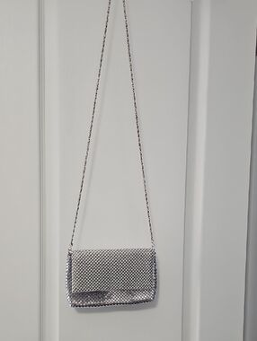 Source Unknown Silver Mesh Shoulder Clutch